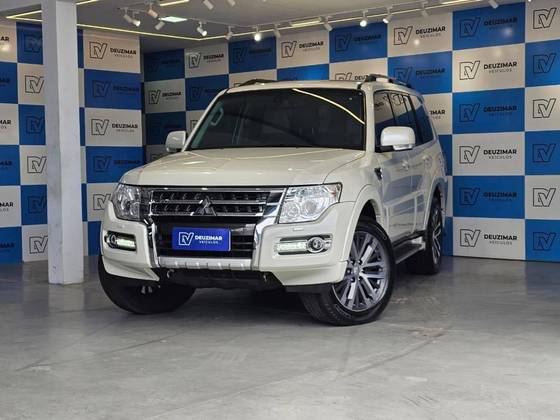 MITSUBISHI PAJERO FULL 3.2 HPE 4X4 16V TURBO INTERCOOLER DIESEL 4P AUTOMÁTICO